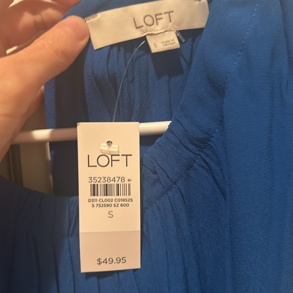 Loft Size Small Royal Blue Flutter Sleeve Top NWT - Picture 2 of 3
